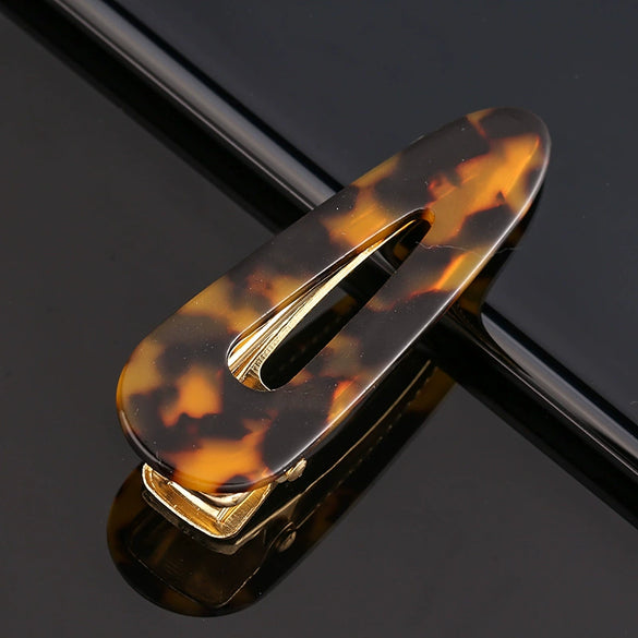 Women's Acetate Geometric Side Hair Clip With Marble Pattern And Electroplated Finish