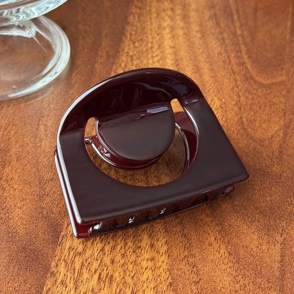 Women's Acetic Acid Hollow Halfround Light Luxury Style Printed Hair Clip