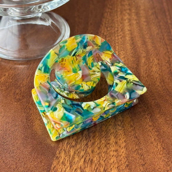 Women's Acetic Acid Hollow Halfround Light Luxury Style Printed Hair Clip