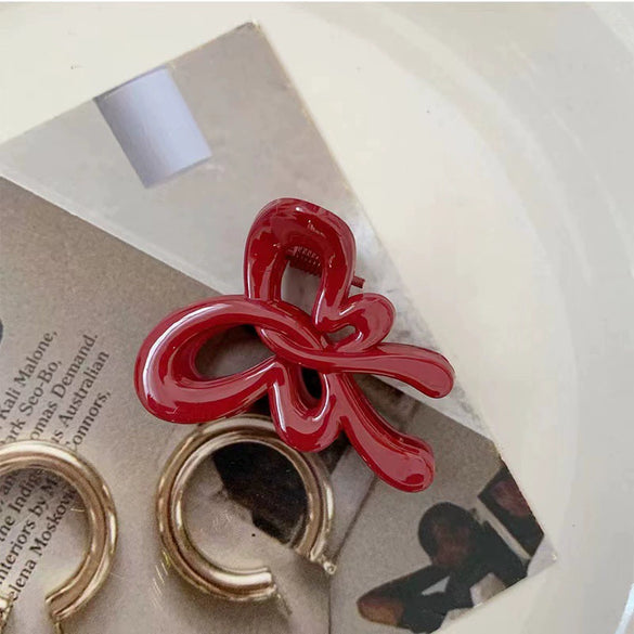 Women's Acrylic Hairpin Small Grab Clip Angora Red Paint Design Headwear