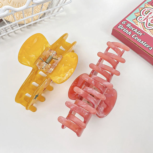 Women's Acrylic Handmade Cartoon Gingerbread Man Hair Shark Clip Hair Accessories
