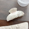 Women's Acrylic Handmade Fashion Ol Geometric Hollowout Semiround Hair Clip Hair Accessories