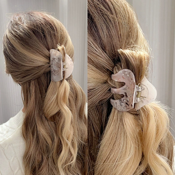 Women's Acrylic Handmade Fashion Ol Geometric Hollowout Semiround Hair Clip Hair Accessories