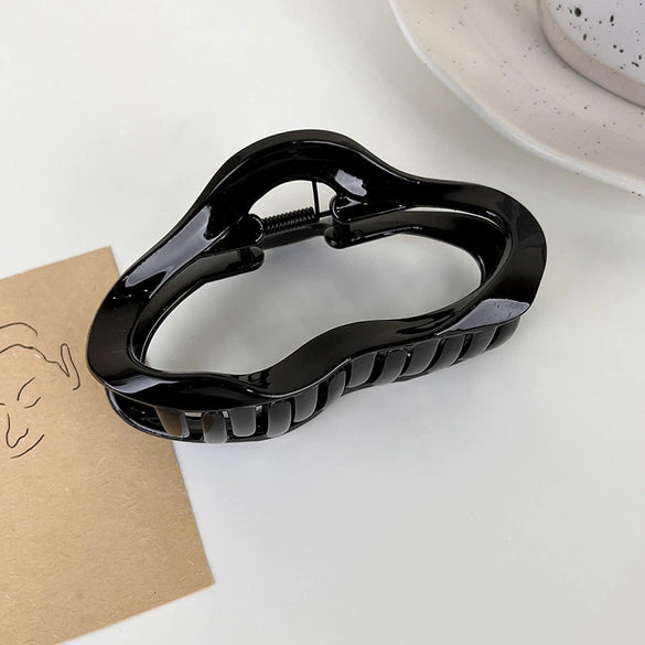 Women's Acrylic Large Shark Clip Headwear Stamping Hairpin