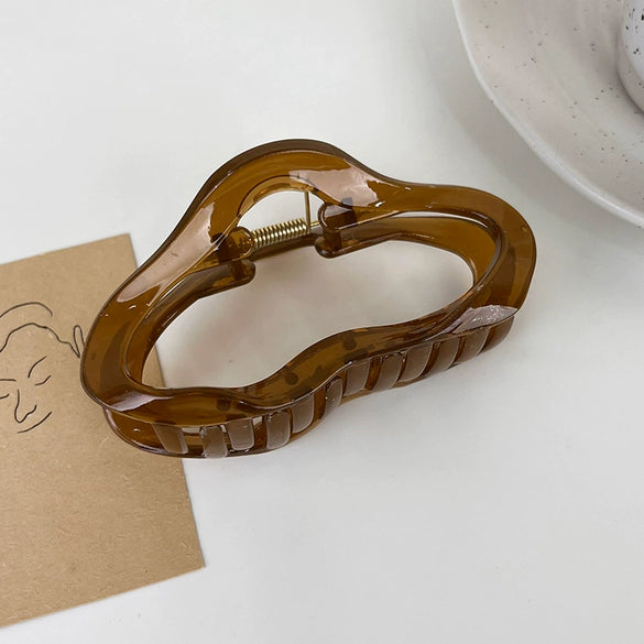 Women's Acrylic Large Shark Clip Headwear Stamping Hairpin