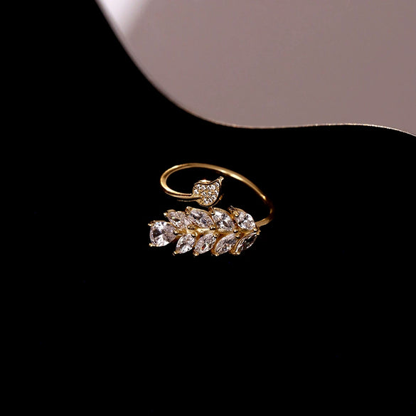 Women's Adjustable Silver Leaf Ring With Electroplated Finish Simple Botanical Fashion Jewelry