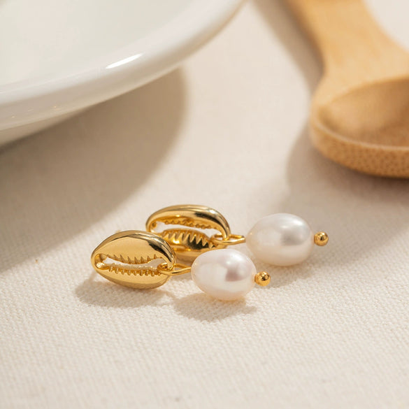 Women's Allmatch Geometric Pearl Earrings With Electroplating And 18K Gold Color