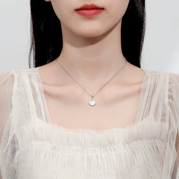 Women's Allmatch Light Luxury S925 Silver Geometric Pendant Clavicle Necklace With Cross Chain