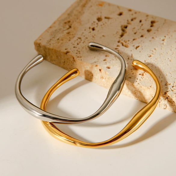 Women's Allmatch Stainless Steel Geometric Shaped Bracelet With Electroplating Treatment