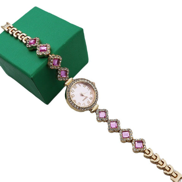 Women's Alloy And Stainless Steel Leisure Style Round Dial Quartz Watch