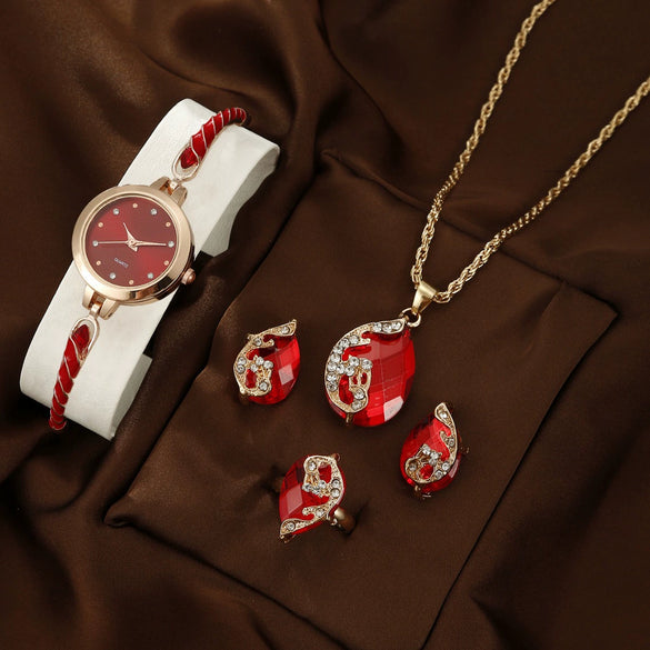 Women's Alloy And Stainless Steel Quartz Watch Bracelet Necklace Set With Round Dial Fashion Style