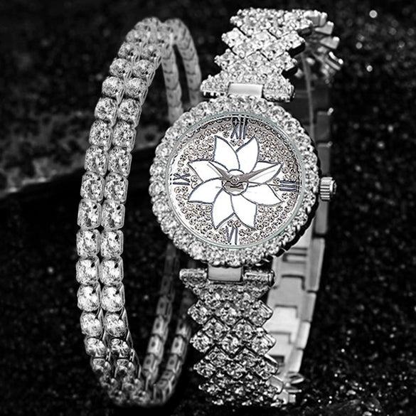 Women's Alloy And Stainless Steel Round Dial Diamond Mixed Scale Quartz Watch And Gypsophila Bracelet Fashion Gift Set