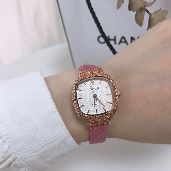 Women's Alloy And Stainless Steel Watch With Round Dial And Pin Buckle Leisure Style