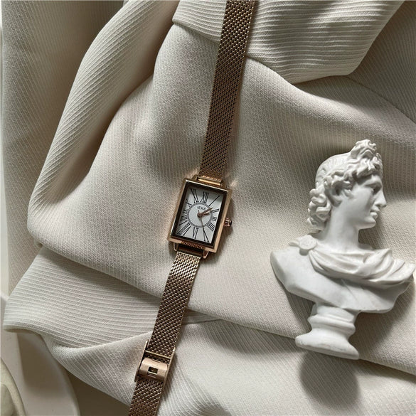 Women's Alloy And Steel Band Rectangular Quartz Watch Simple Elegant Style