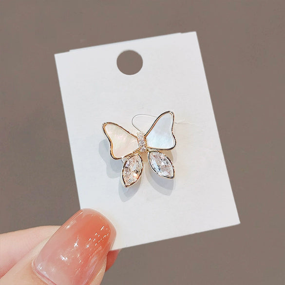 Women's Alloy Animal Butterfly Electroplated Brooch For Suit Fixing And Decoration