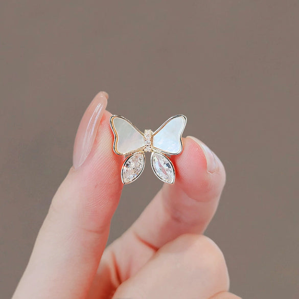 Women's Alloy Animal Butterfly Electroplated Brooch For Suit Fixing And Decoration