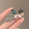 Women's Alloy Animal Style Electroplated Autumn And Winter Coat Brooch
