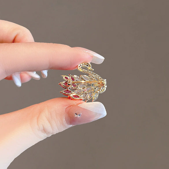 Women's Alloy Antiexposure Buckle Collar Swan Brooch With Flower Pattern And Electroplating Treatment
