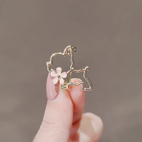 Women's Alloy Antilight Puppy Brooch With Cherry Blossom Pattern And Electroplating Treatment
