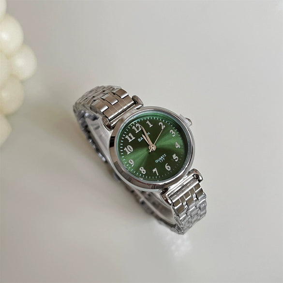 Women's Alloy Band Round Dial Fashion Watch