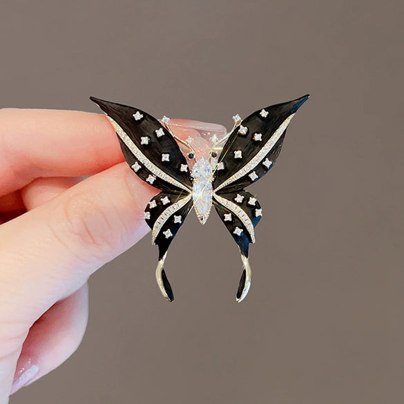 Women's Alloy Black Wing Butterfly Shining Design Sense Electroplated Brooch Pin Accessories