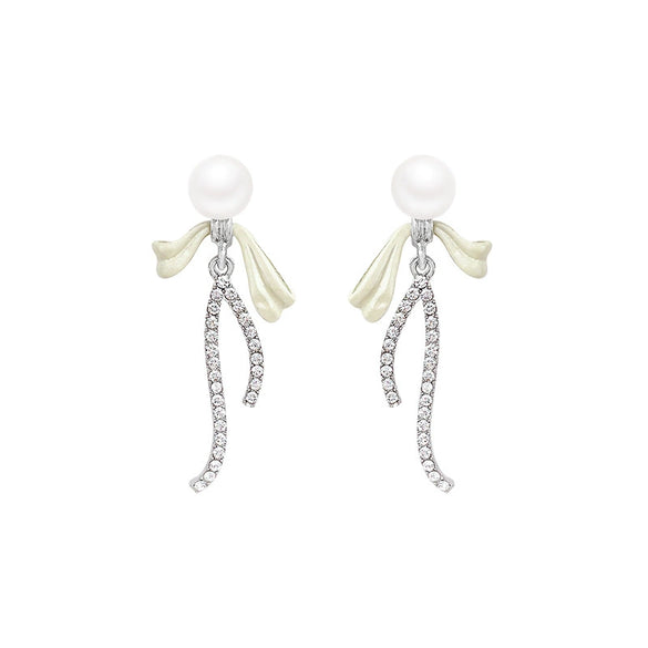 Women's Alloy Bow Tie Pearl Tassel Earrings French Retro Electroplated Light Luxury Ear Jewelry