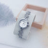 Women's Alloy Bracelet Quartz Watch Fashion Round Dial Mineral Reinforced Glass Mirror Stainless Steel Buckle