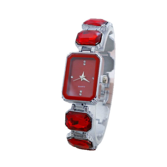 Women's Alloy Bracelet Quartz Watch With Square Dial And Fashion Style
