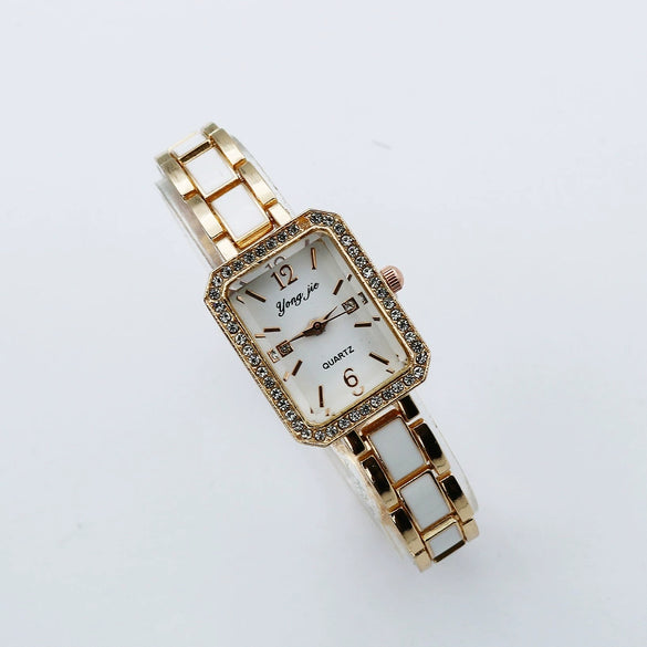 Women's Alloy Bracelet Watch Square Simple Fashion Casual