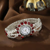 Women's Alloy Bracelet Watch With Round Dial And Stainless Steel Clasp