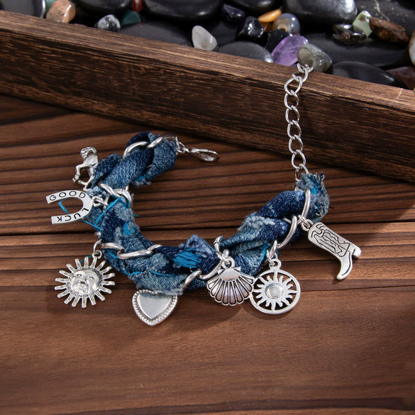 Women's Alloy Braided Bracelet With Heart And U Shaped Pattern And Electroplating Processing
