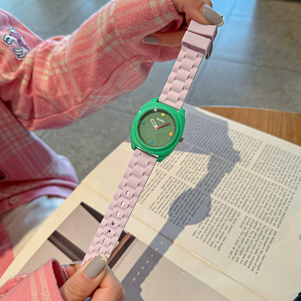 Women's Alloy Case And Silicone Strap Cartoon Style Round Dial Watch