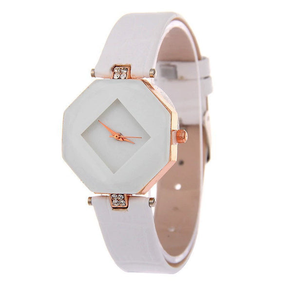 Women's Alloy Case Imitation Leather Strap Round Dial Watch