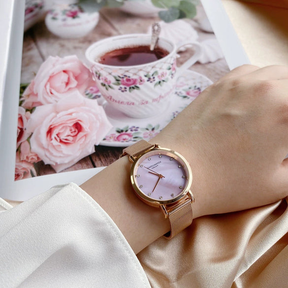 Women's Alloy Case Ordinary Glass Mirror Fashion Starry Sky Watch