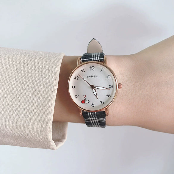Women's Alloy Case Ordinary Glass Mirror Leisure Style Plaid Strap Retro Art Classic Watch