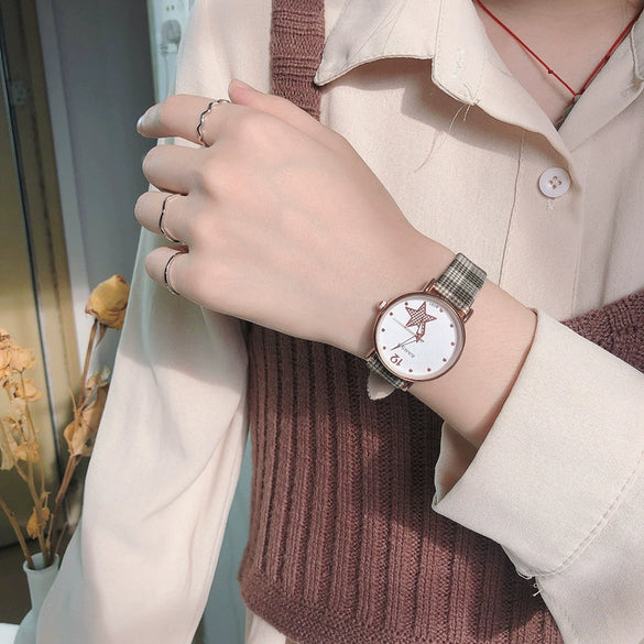 Women's Alloy Case Ordinary Glass Mirror Leisure Style Plaid Strap Retro Art Classic Watch