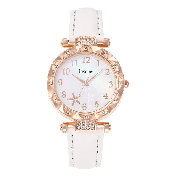 Women's Alloy Case Quartz Belt Watch With Imitation Leather Strap Round Dial Starfish Design Leisure Style