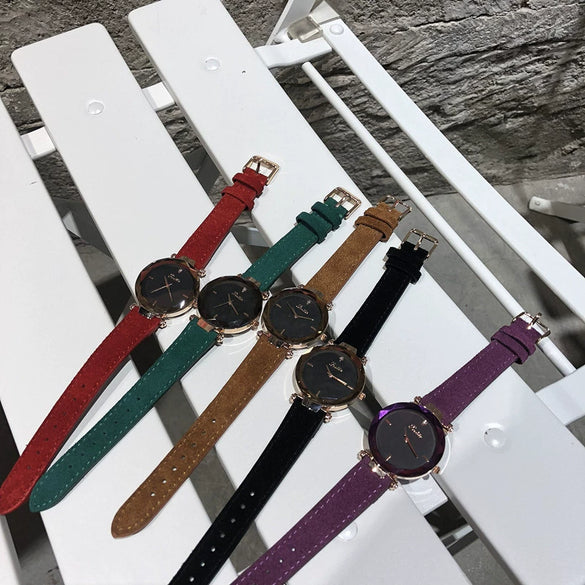 Women's Alloy Case Quartz Watch With Imitation Leather Strap And Stainless Steel Clasp Round Dial Casual Style