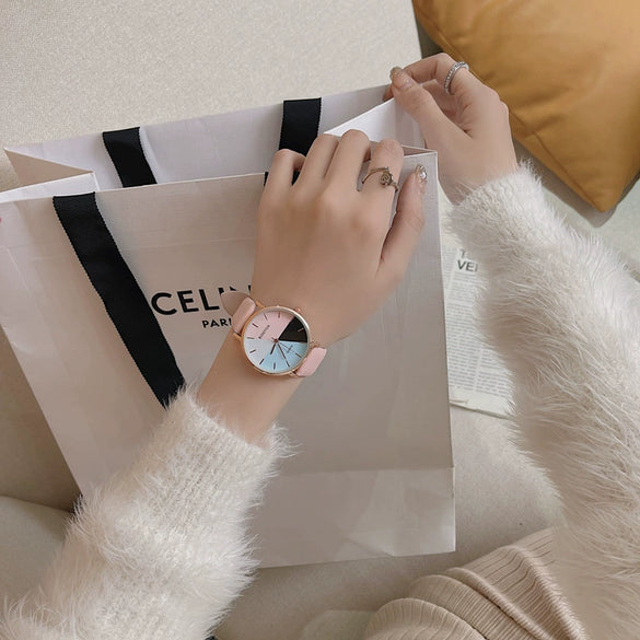 Women's Alloy Case Quartz Watch With Ordinary Glass Mirror In Simple Casual Style