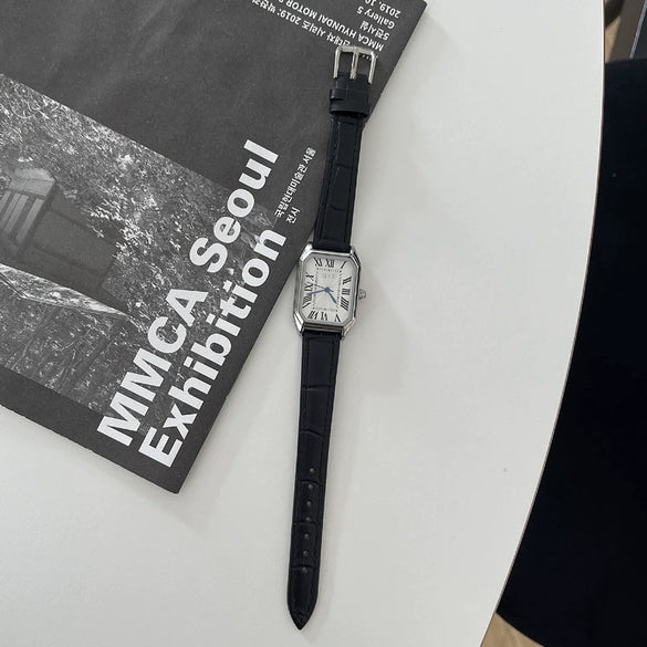 Women's Alloy Case Quartz Watch With Square Roman Dial Retro Artistic And Leisure Style Waterproof