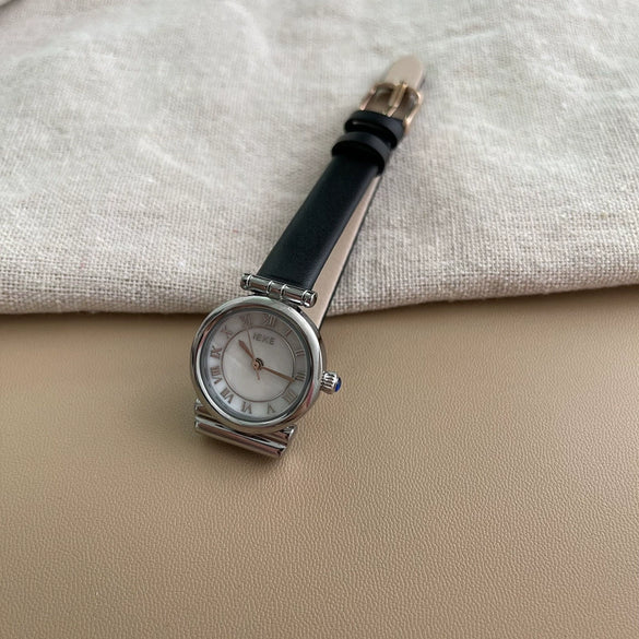 Women's Alloy Case Round Gold Watch