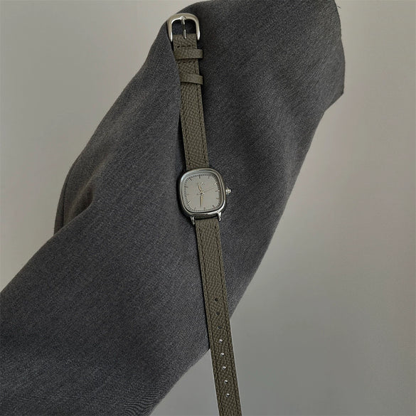 Women's Alloy Case Snakehead Watch Medieval Style Grey Belt
