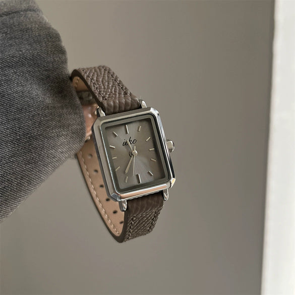 Women's Alloy Case Snakehead Watch Medieval Style Grey Belt