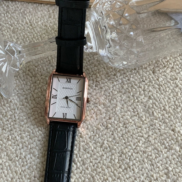 Women's Alloy Case Watch Simple Elegant Retro Roman Large Square Dial Leisure Style