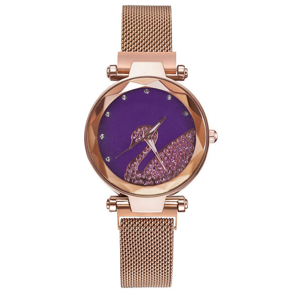 Women's Alloy Casual Round Dial Magnet Buckle Quartz Watch