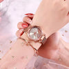 Women's Alloy Casual Round Dial Magnet Buckle Quartz Watch