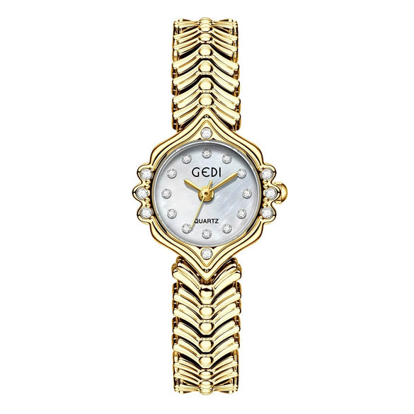 Women's Alloy Chain Round Dial Motherofpearl Quartz Watch With Fishtail Hand And Spiral Crown