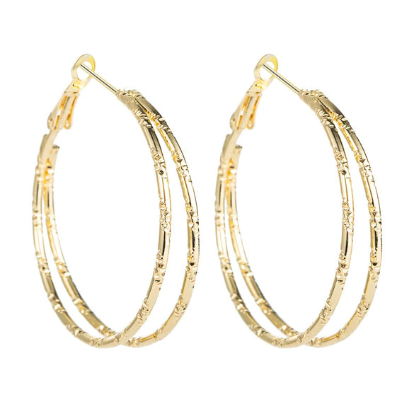 Women's Alloy Cshaped Geometric Hoop Earrings With Engraved Circle Design And Statement Fashion Style