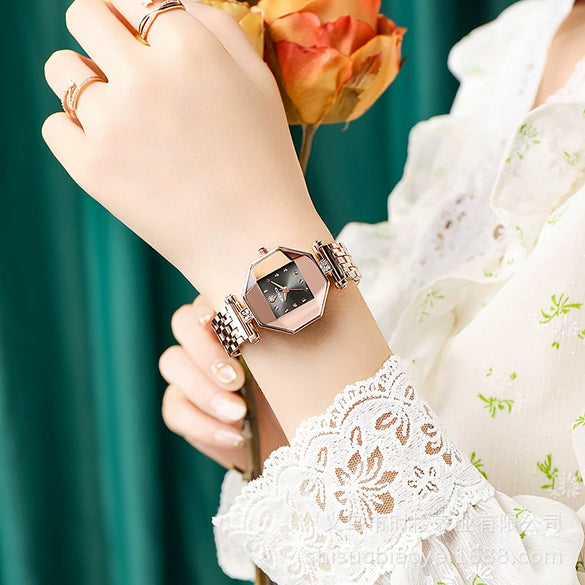 Women's Alloy Diamondshaped Leisure Waterproof Quartz Watch In Peacock Green