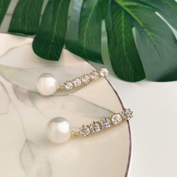 Women's Alloy Electroplated Minimalist Geometric Earrings